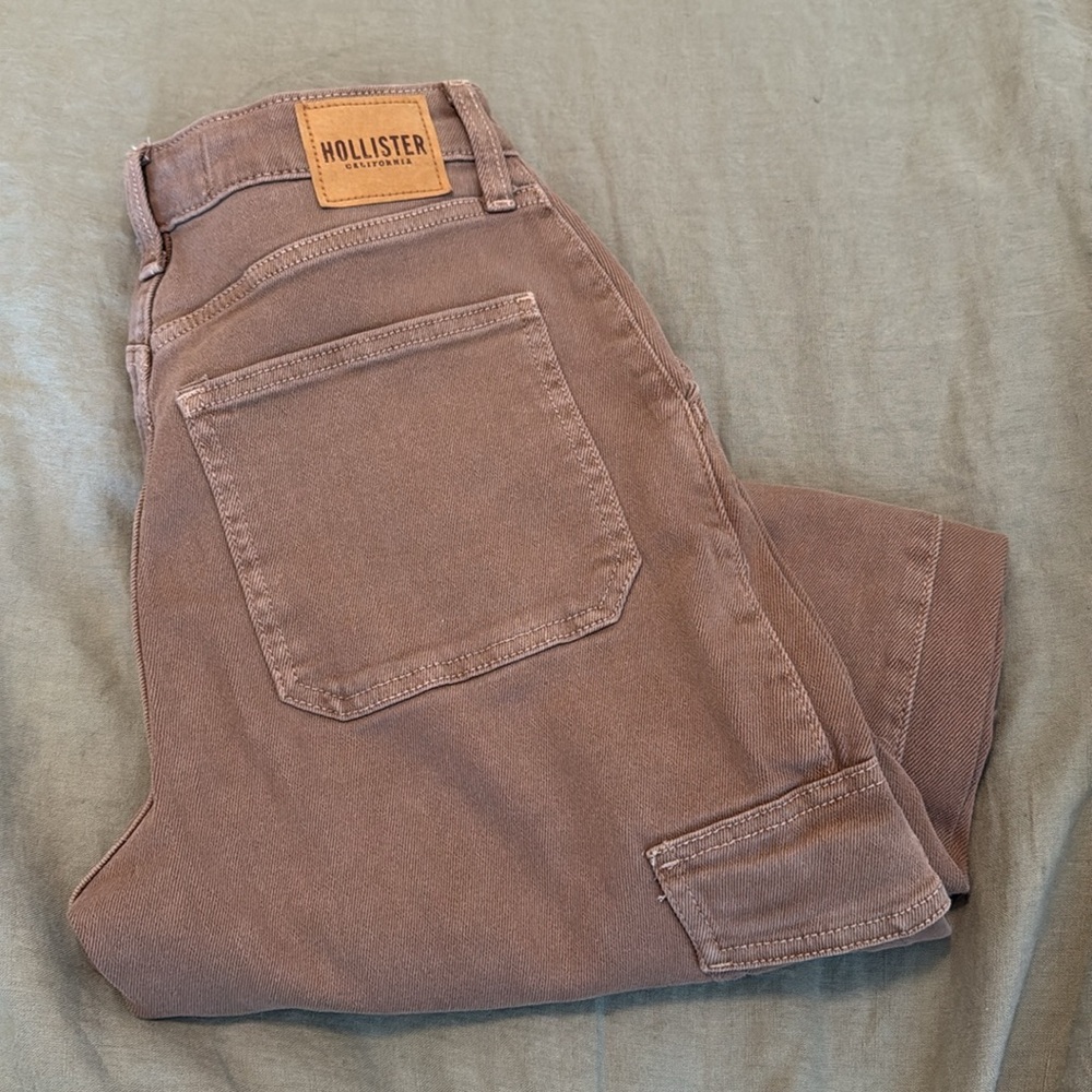 Hollister Ultra High-Rise Dad Jean